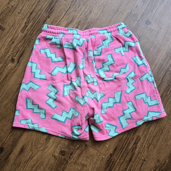 crown & ivy Pink and Blue Patterned Men Shorts - Picture 2 of 2